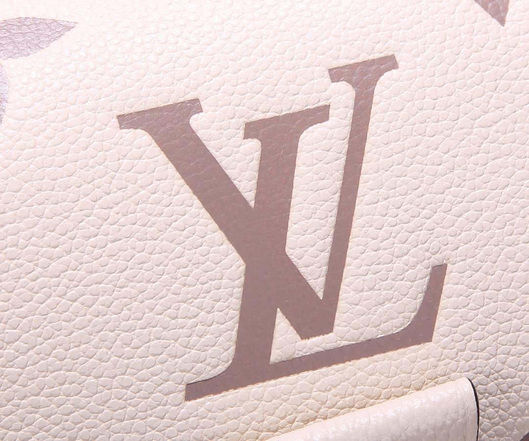 Louis Vuitton Favorite Monogram Empreinte Leather Replica Shoulder Bag White M45813