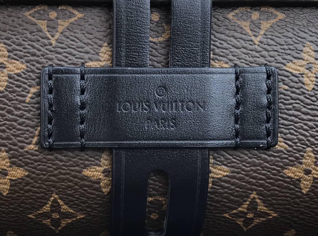 Louis Vuitton Replica Glasses Case Epi Monogram White M43903