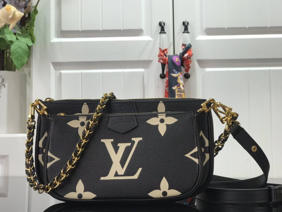 Louis Vuitton Pochette Discovery Compact Replica Wallet Black M57630