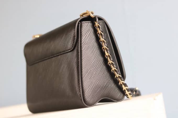 Louis Vuitton Twist MM Chain Leather Replica Bag Black M50282