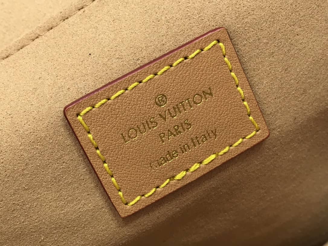 Louis Vuitton Pochette Dupe Since 1854  Métis Canvas M57395(ColaReps)