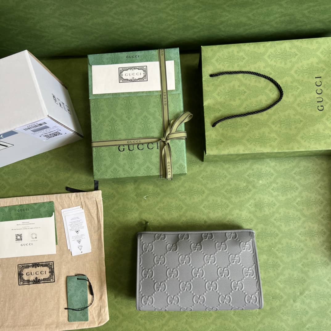 Gucci GG Embossed Cosmetic 625568 Replica Clutch