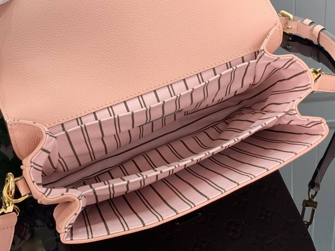 Best Replica Louis Vuitton Pochette Metis Marine Leather Pink M44071 Replica Shoulder Bag(ColaReps)