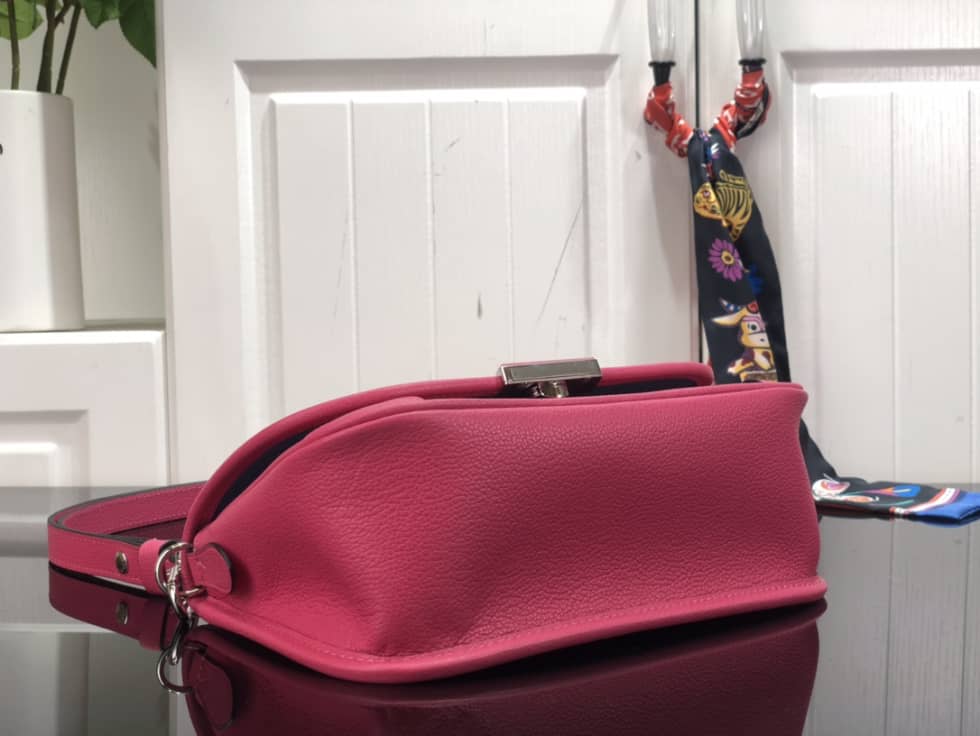 Louis Vuitton Buci Epi Dragon Fruit M59460 Replica Crossbody Bag