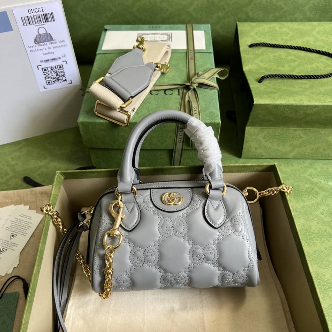 Gucci GG Matelassé Leather Top Handle Shoulder Bag 702251 Replica