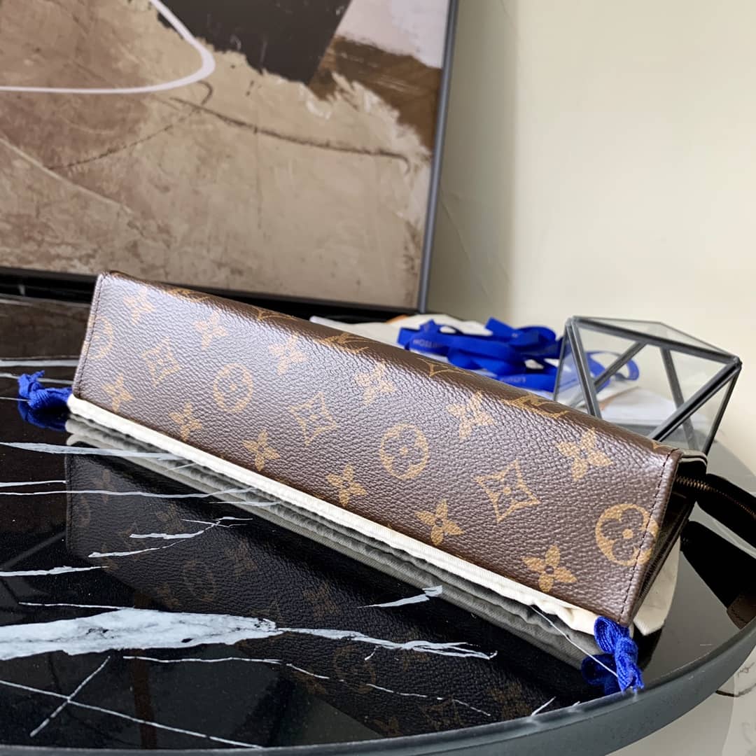 Louis Vuitton Toiletry Monogram Canvas Pouch Replica M47542