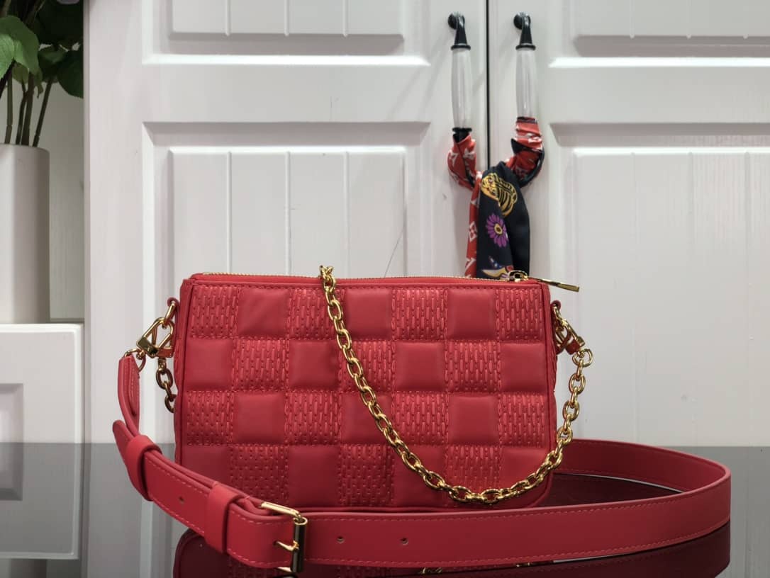 Louis Vuitton Pochette Troca Replica Shoulder Bag Red M59046