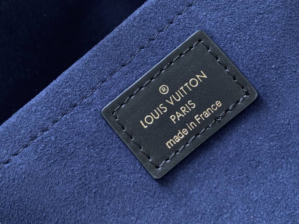 Louis Vuitton On My Side MM Noir M53823 Replica Shoulder Bag