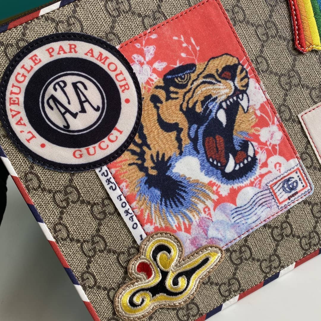 Gucci GG Supreme Monogram Courrier Zip Pouch Replica 473915