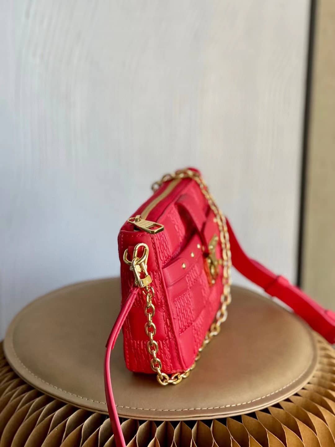 Louis Vuitton Pochette Troca Red M59049 Replica Crossbody Bag