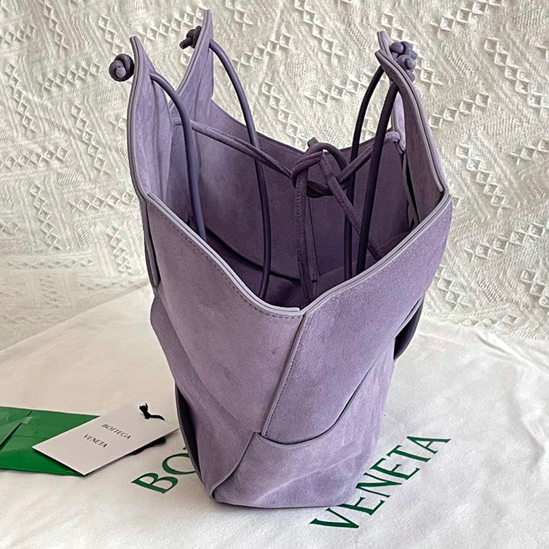 Bottega Veneta Bag Dupe 2108SF0157