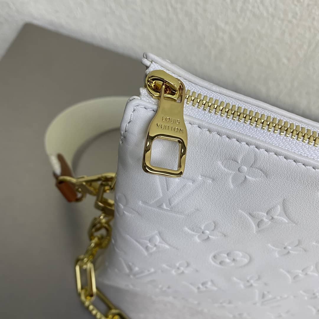 Louis Vuitton 7 Star Chain Clutch Bag White