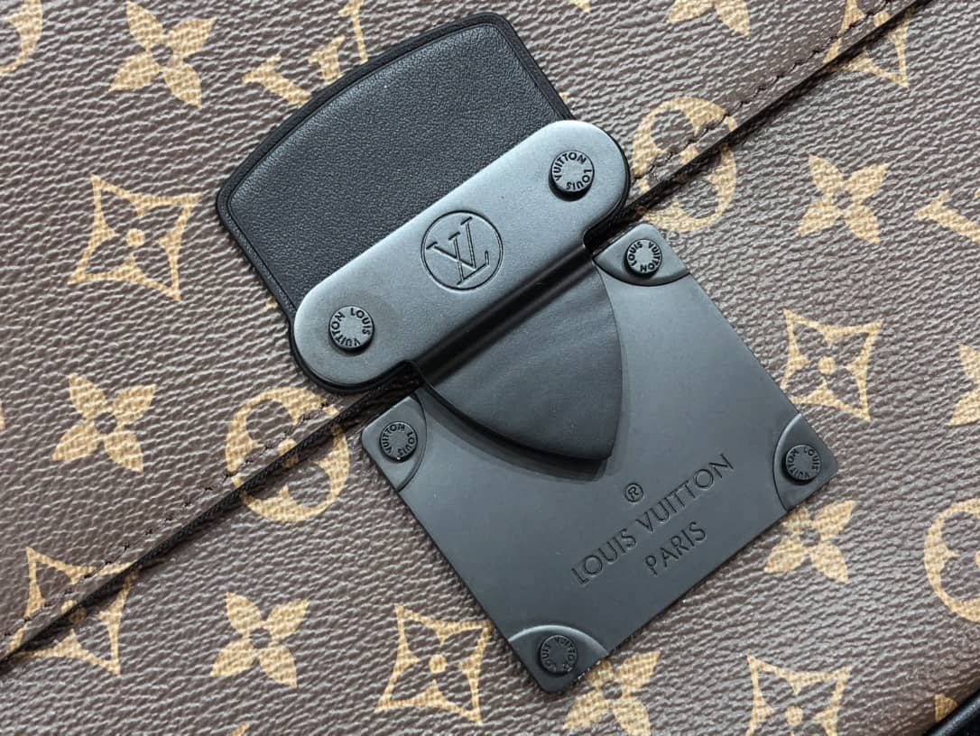 Louis Vuitton Monogram Key S Lock A4 Pouch Replica M80560