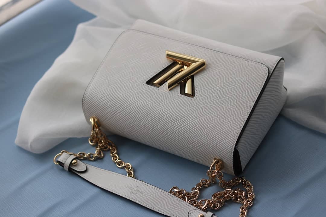 Louis Vuitton Twist Bag White Replica M50281