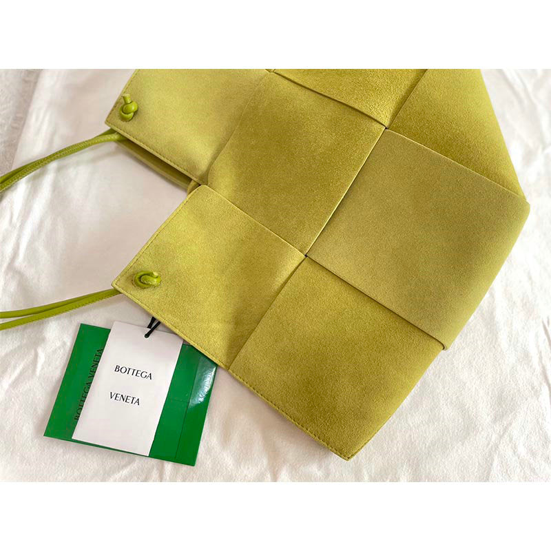 Bottega Veneta Bag Dupe 2108SF0156