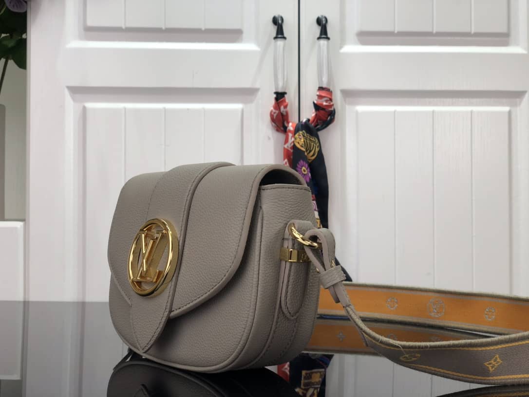 Louis Vuitton Pont 9 Soft PM Replica Bag Apricot M58727