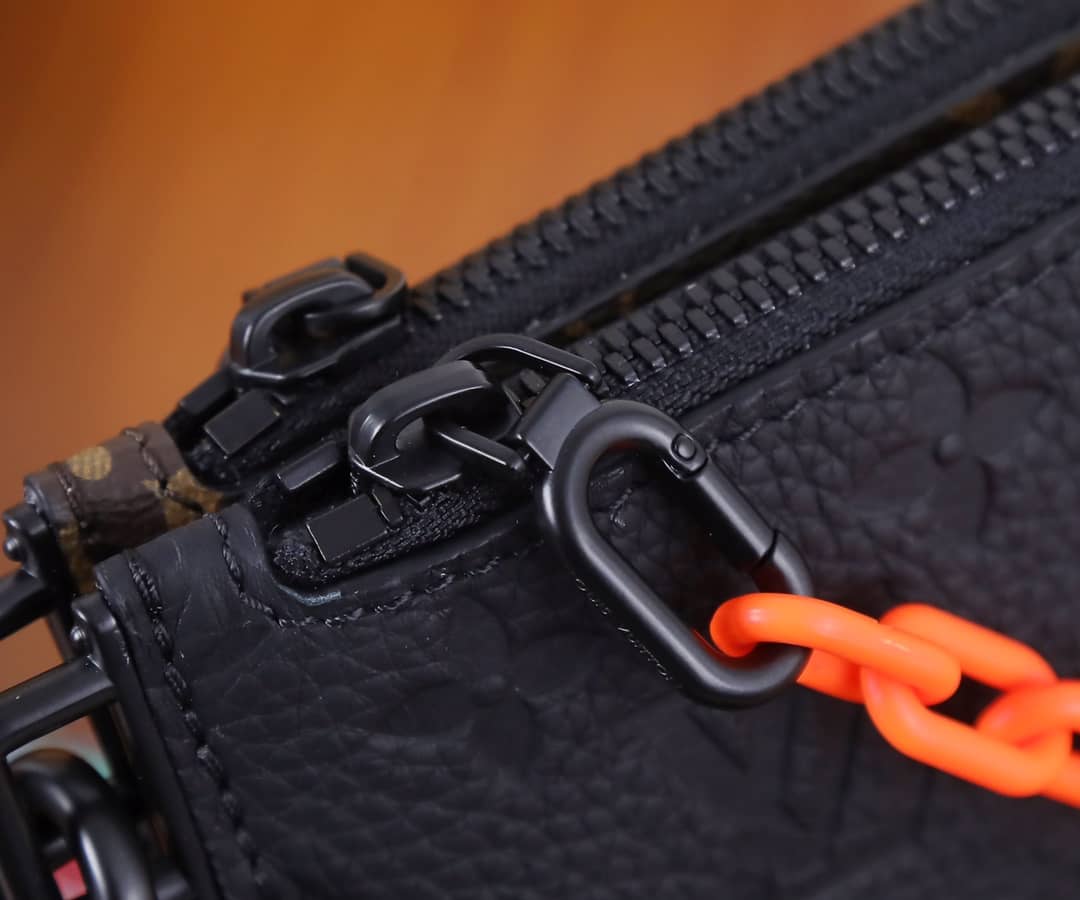 Louis Vuitton Trio Pouch Taurillon M59681 Replica