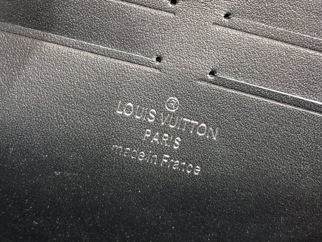 Louis Vuitton Monogram Key S Lock A4 Pouch Replica M80560