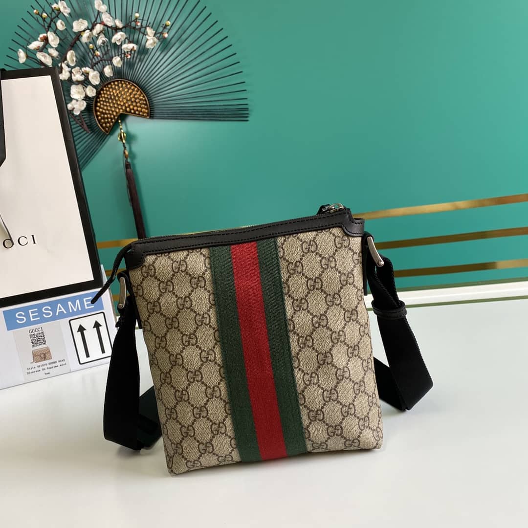 Gucci Web GG Supreme Flat Messenger Bag Replica 471454