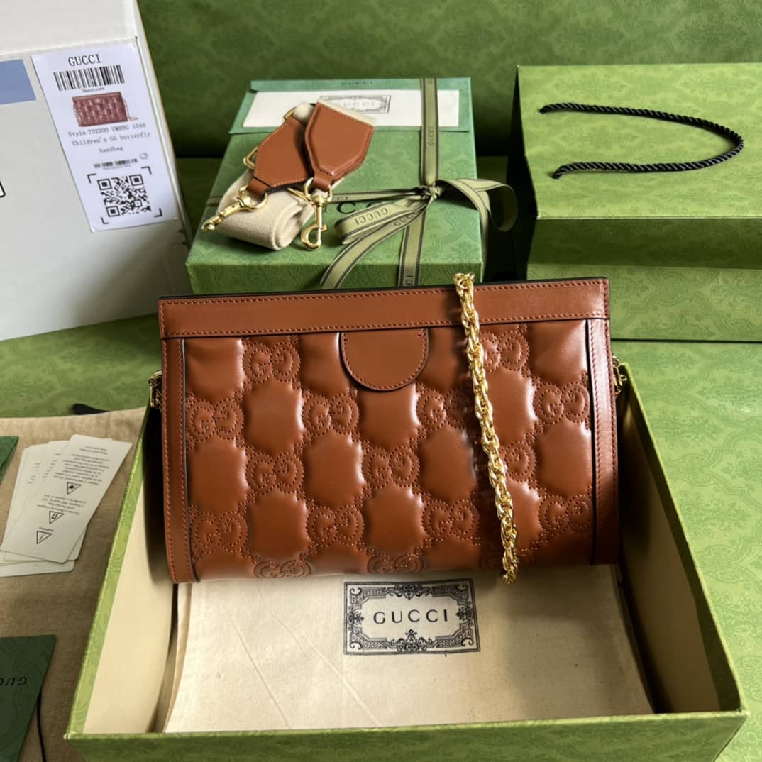 Gucci GG Matelassé Leather 702200 Replica Shoulder Bag