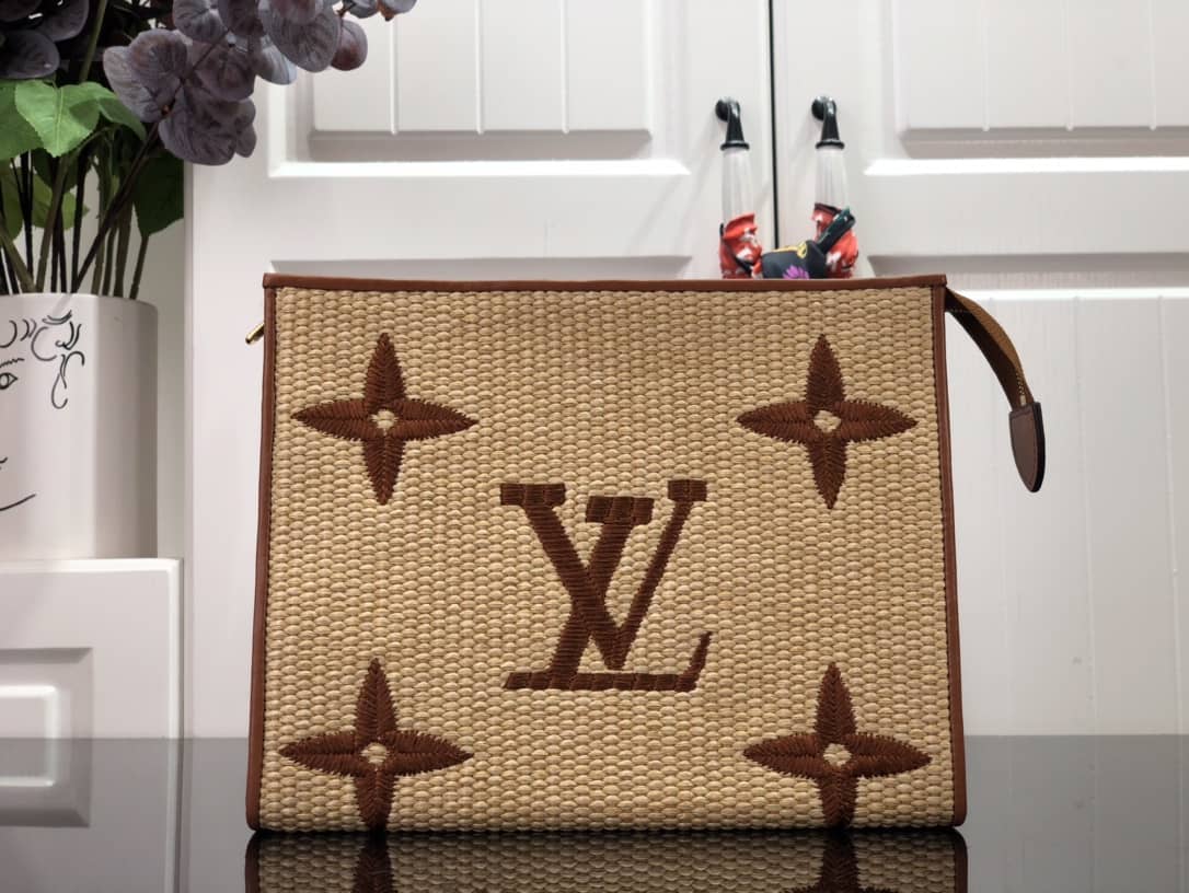 Louis Vuitton Monogram Giant Raffia Toiletry 26 Cosmetic Bag