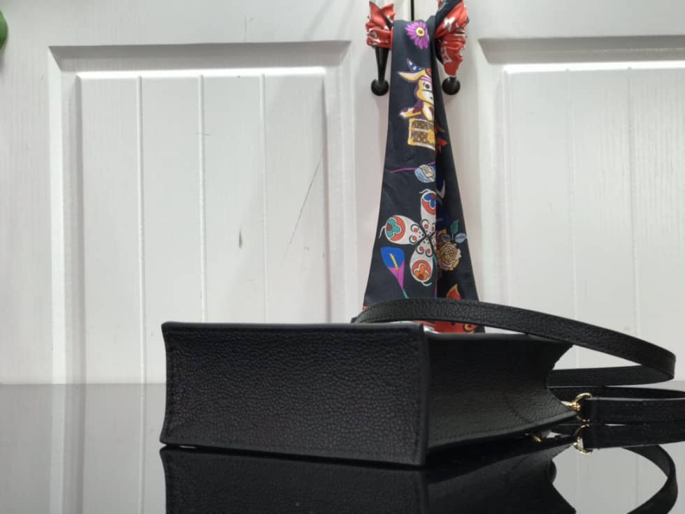 Louis Vuitton Monogram Petit Sac Plat M69442 Replica Shoulder Bag