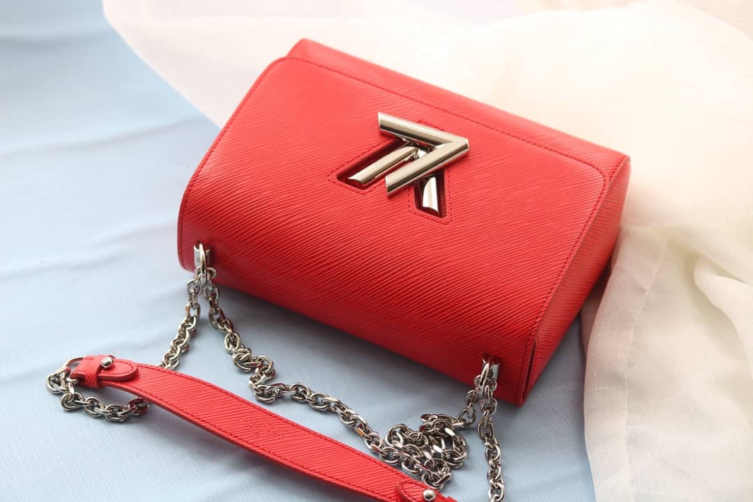 Louis Vuitton Twist Bag Red Replica M50281