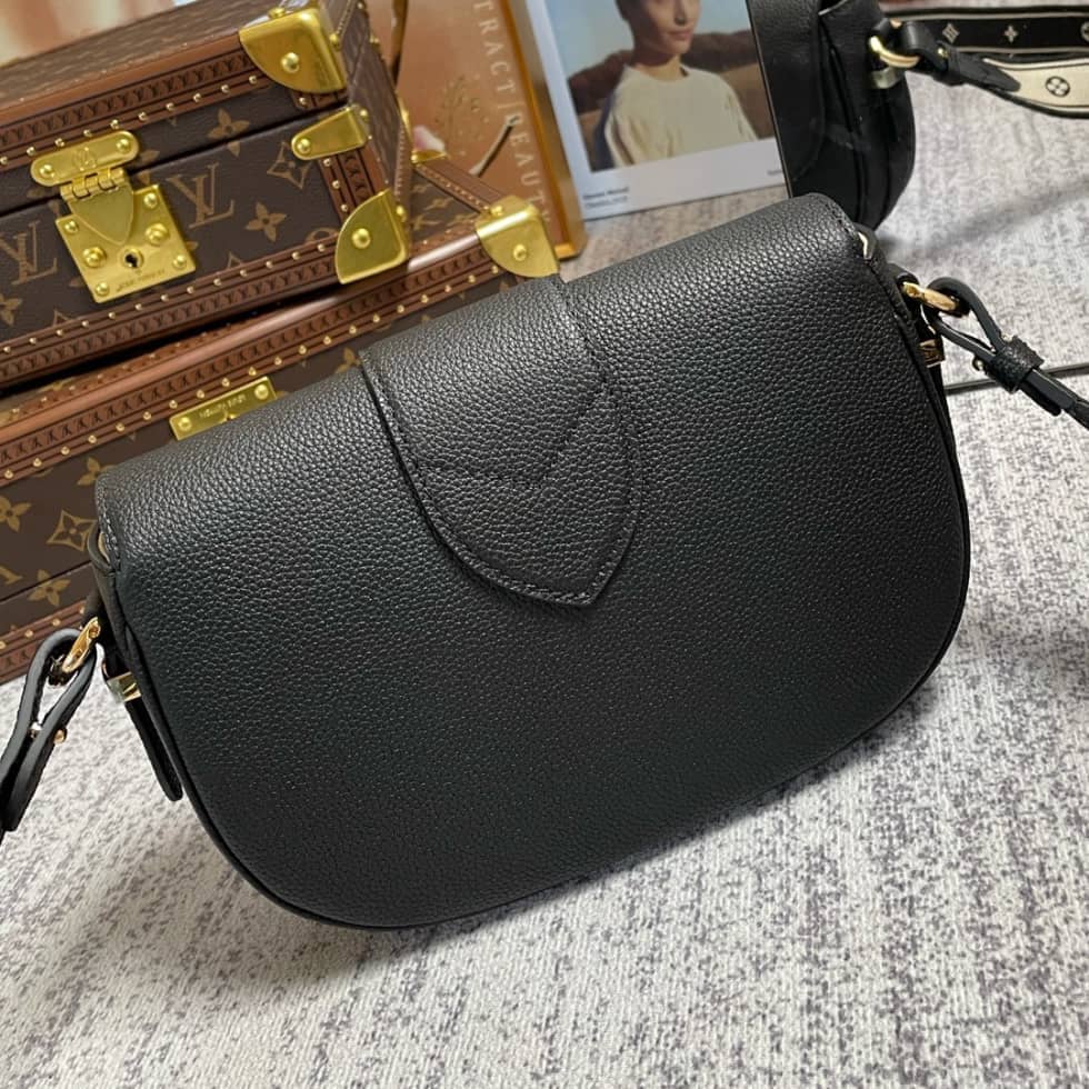 Louis Vuitton Pont 9 Soft MM Grained Calfskin Black M58967 Replica Crossbody Bag
