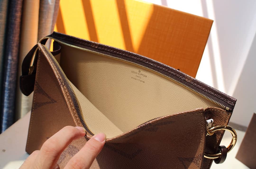 Louis Vuitton Monogram Giant Toilet Pouch Crossbody Bag Replica M67692