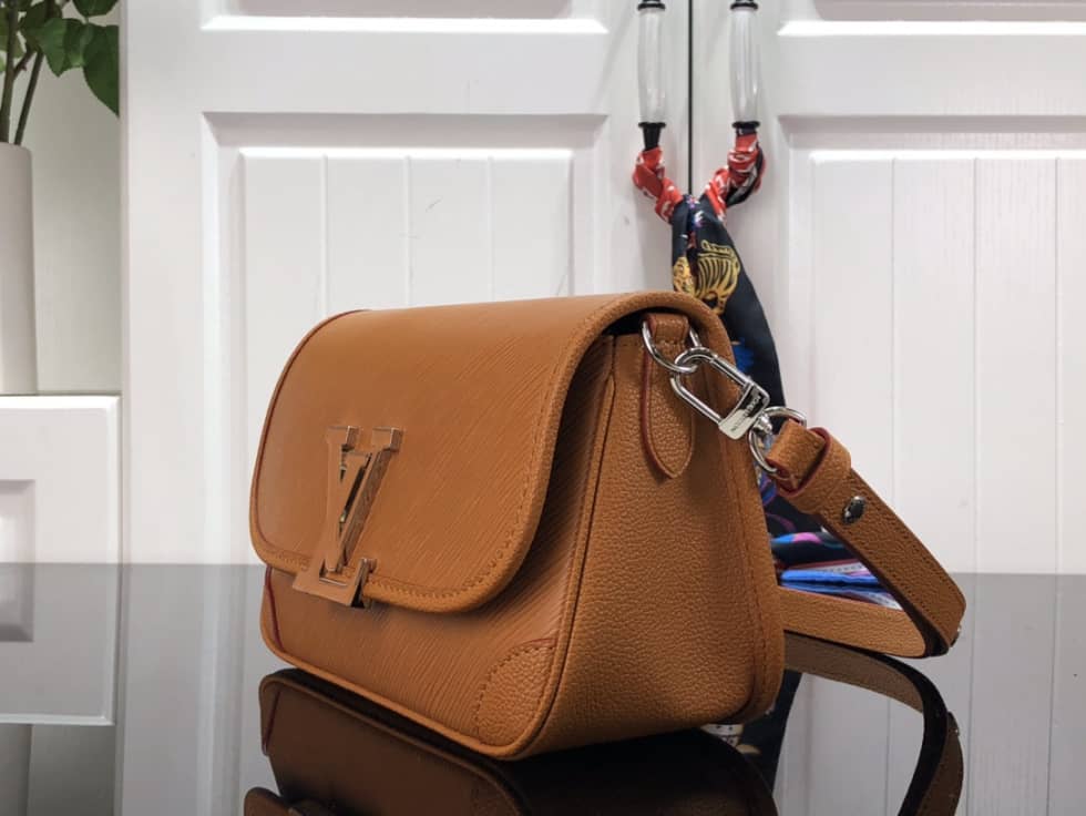 Louis Vuitton Buci Epi Gold Miel M59459 Replica Crossbody Bag