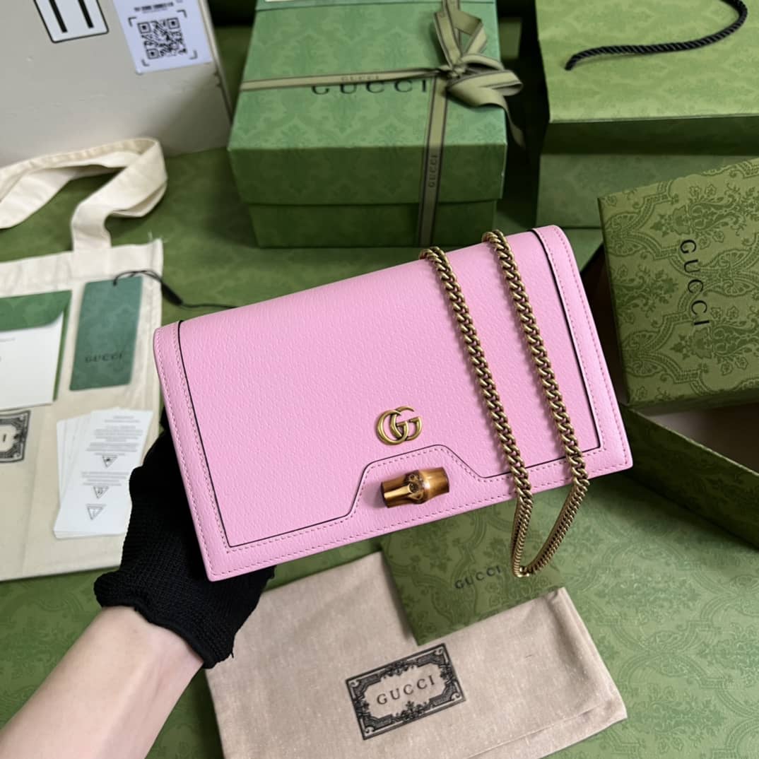 Gucci Diana Mini Crossbody Bag With Bamboo 696817 Replica