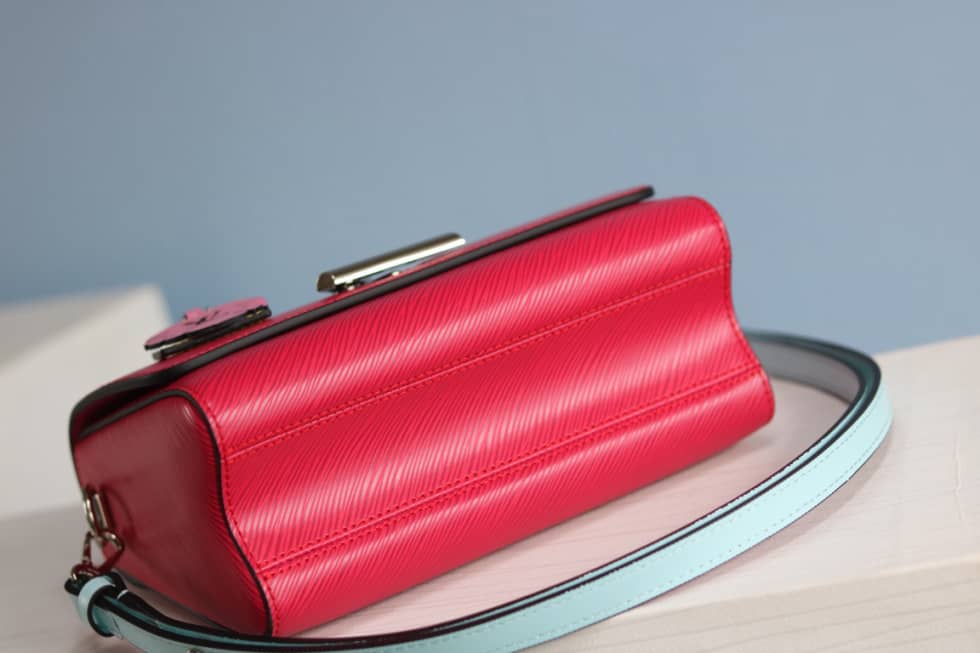 Louis Vuitton Epi Twist PM Chain Red M50332 Replica Crossbody Bag