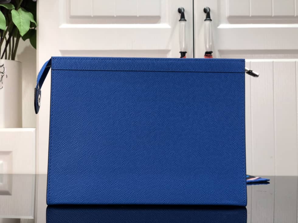 Louis Vuitton Taiga Pochette Voyage Blue M59147 Replica