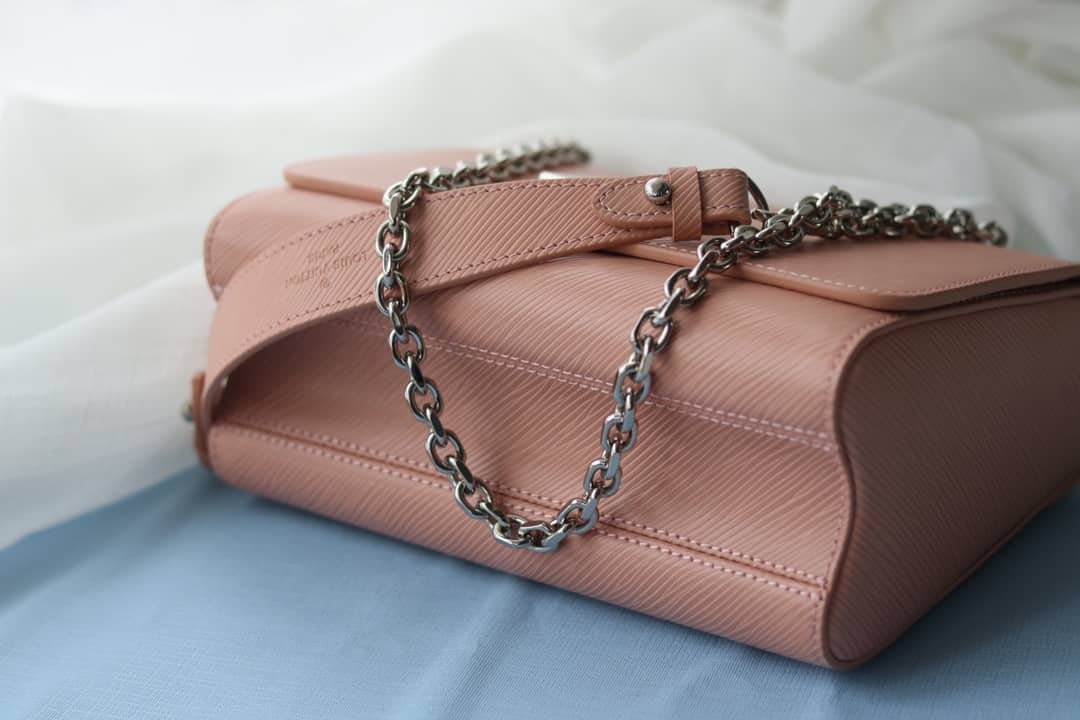 Louis Vuitton Replica Twist MM Epi Leather M50280 Bag