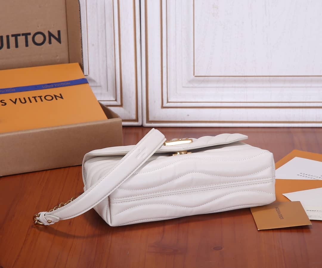 Louis Vuitton New Wave Chain Ivory Replica Bag M58549