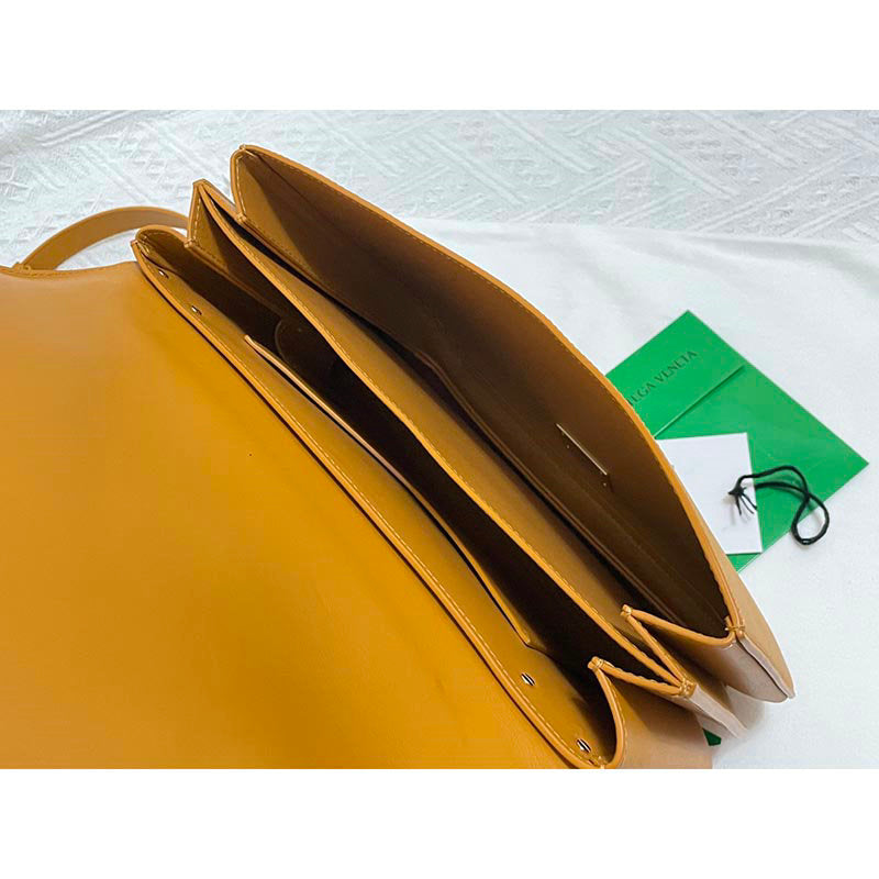 Bottega Veneta Dupe Bag 2108SF0096