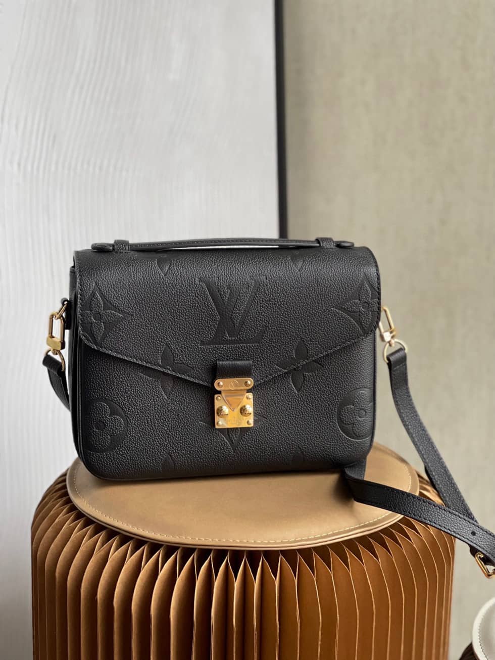 Louis Vuitton Empreinte Pochette Metis Black M59211 Replica