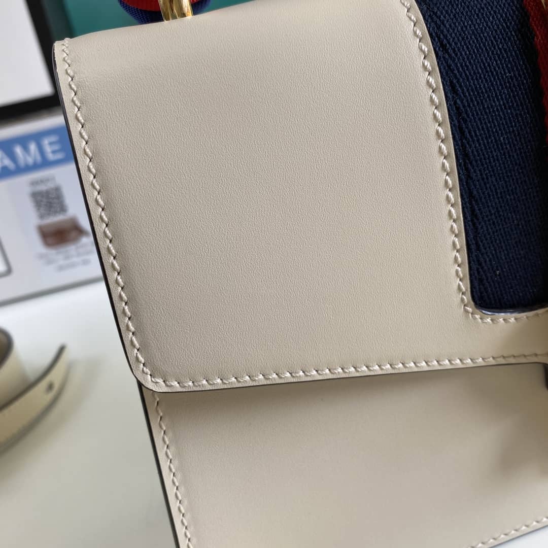 Gucci Sylvie Small Shoulder Bag Replica 421882