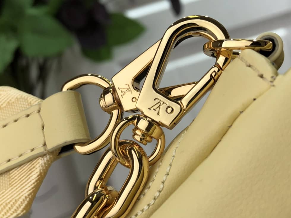 Louis Vuitton Wallet On Strap Bubblegram Yellow M81399 Replica