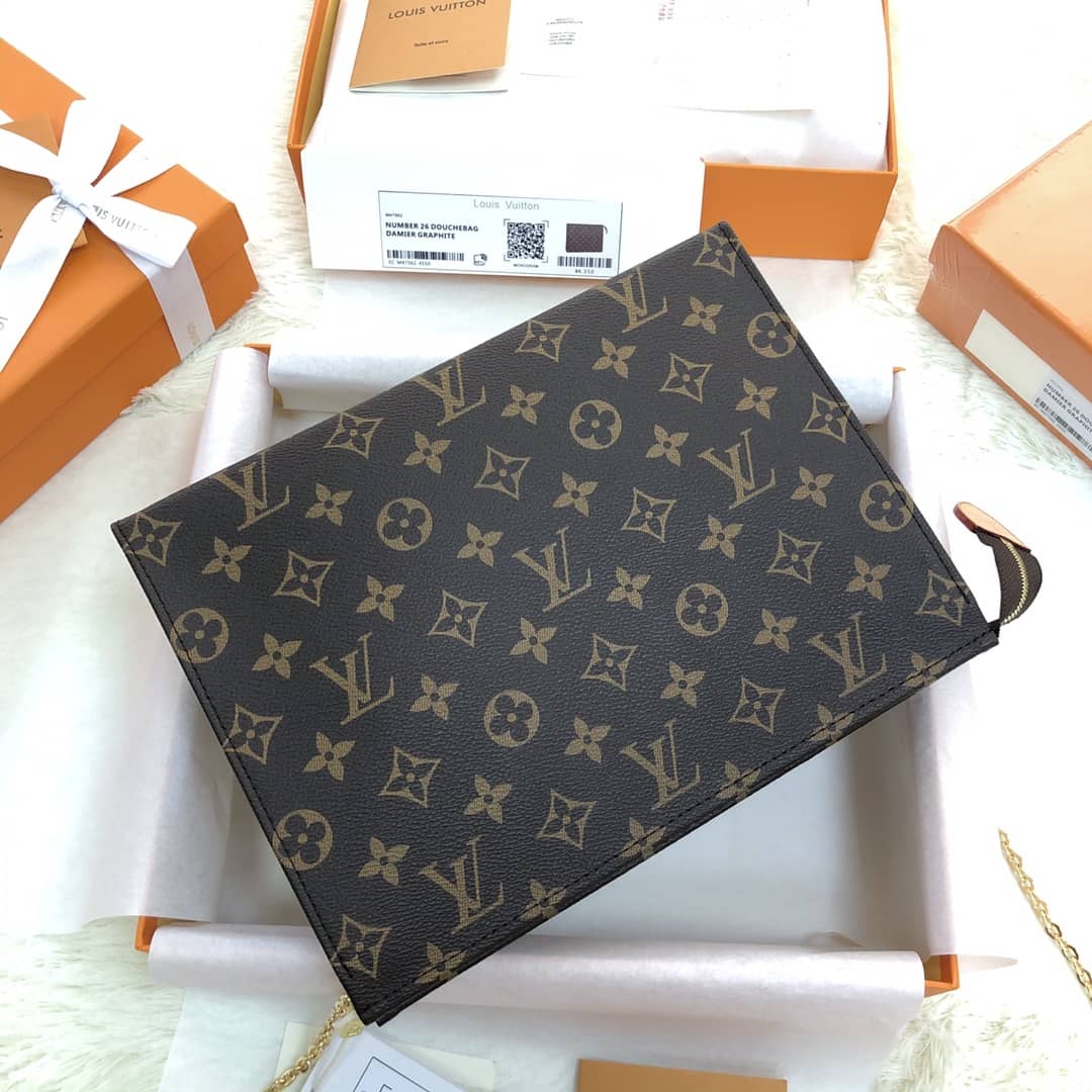Louis Vuitton Toiletry Pouch Replica M47562
