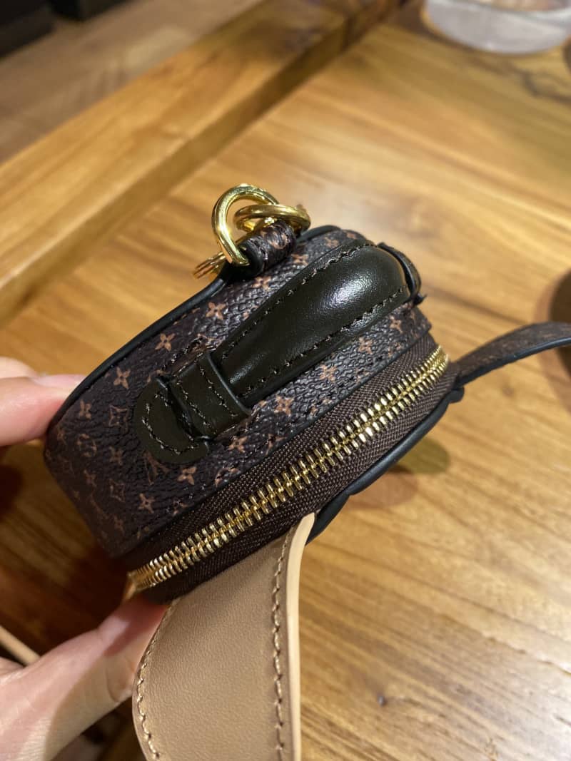 LV Bag Charm Dupe Puppy Supple Key Holder Hat Box  M80254(ColaReps)