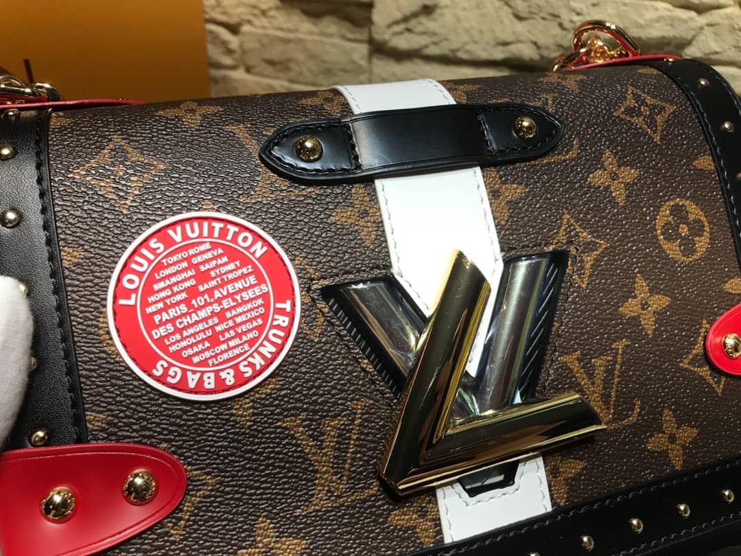 Louis Vuitton Twist MM Bag Black M50296 Replica