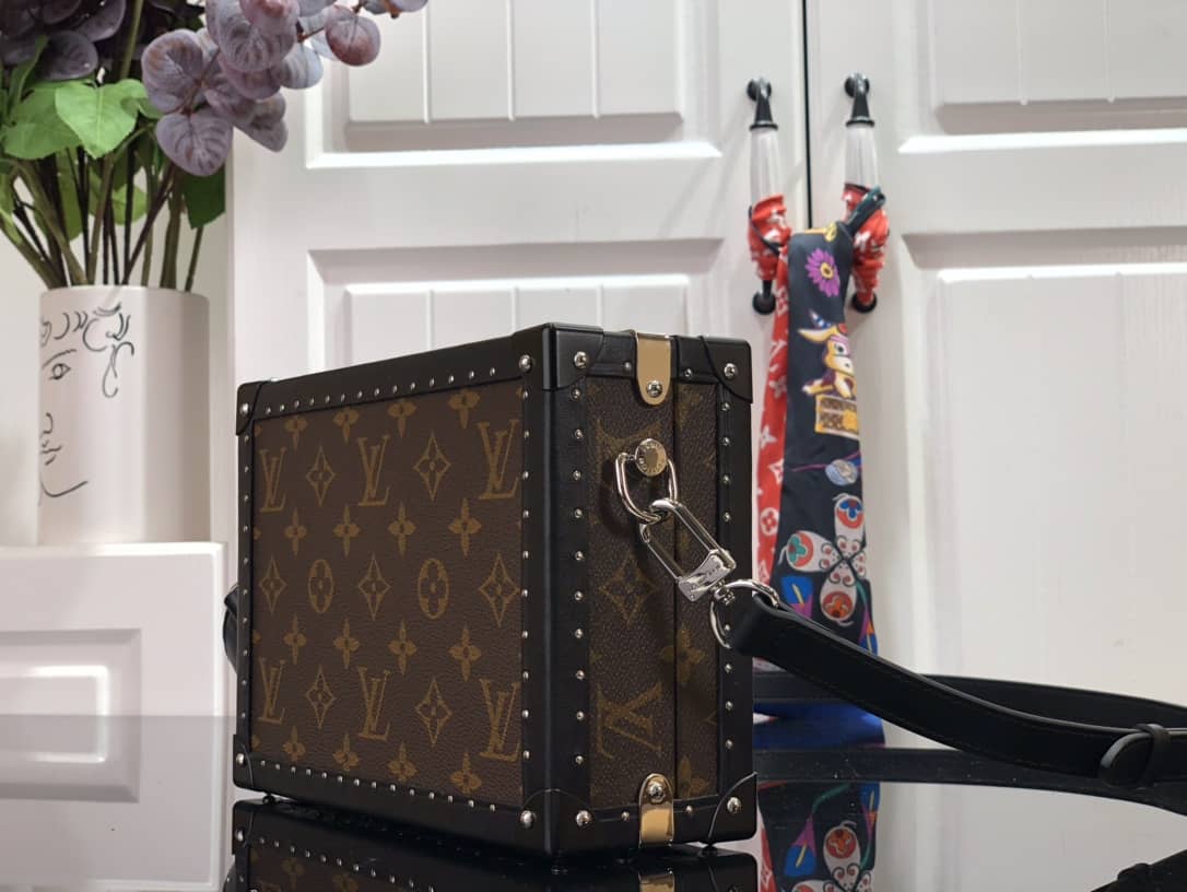 Louis Vuitton Monogram Massacar Canvas Clutch Box Replica