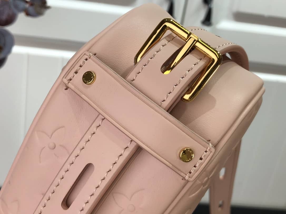 Louis Vuitton Coeur Small Replica Handbag M58738