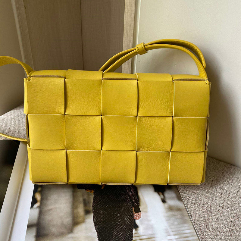 Bottega Veneta Bag Dupe 2108SF0223