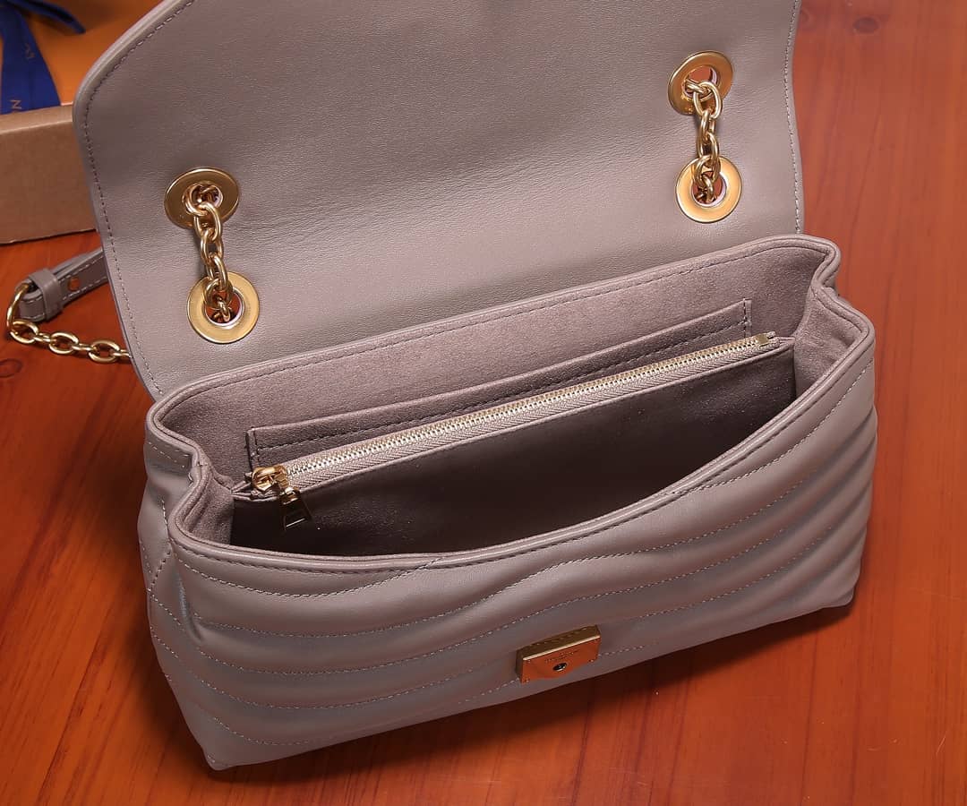 Louis Vuitton New Wave Chain Leather Replica Shoulder Bag Purple M58550