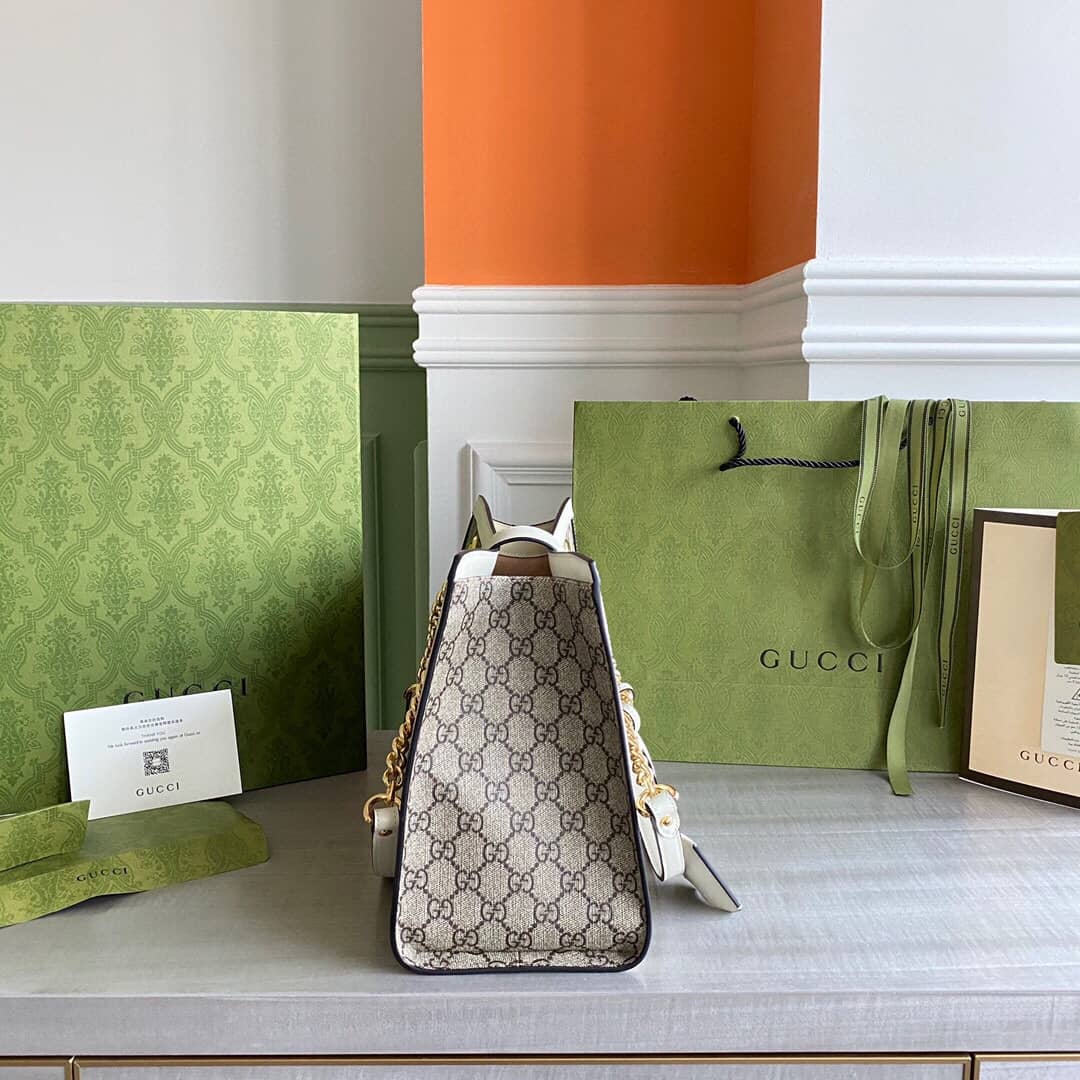 Gucci Padlock Medium GG Supreme Shoulder Bag Replica Gray White 479197