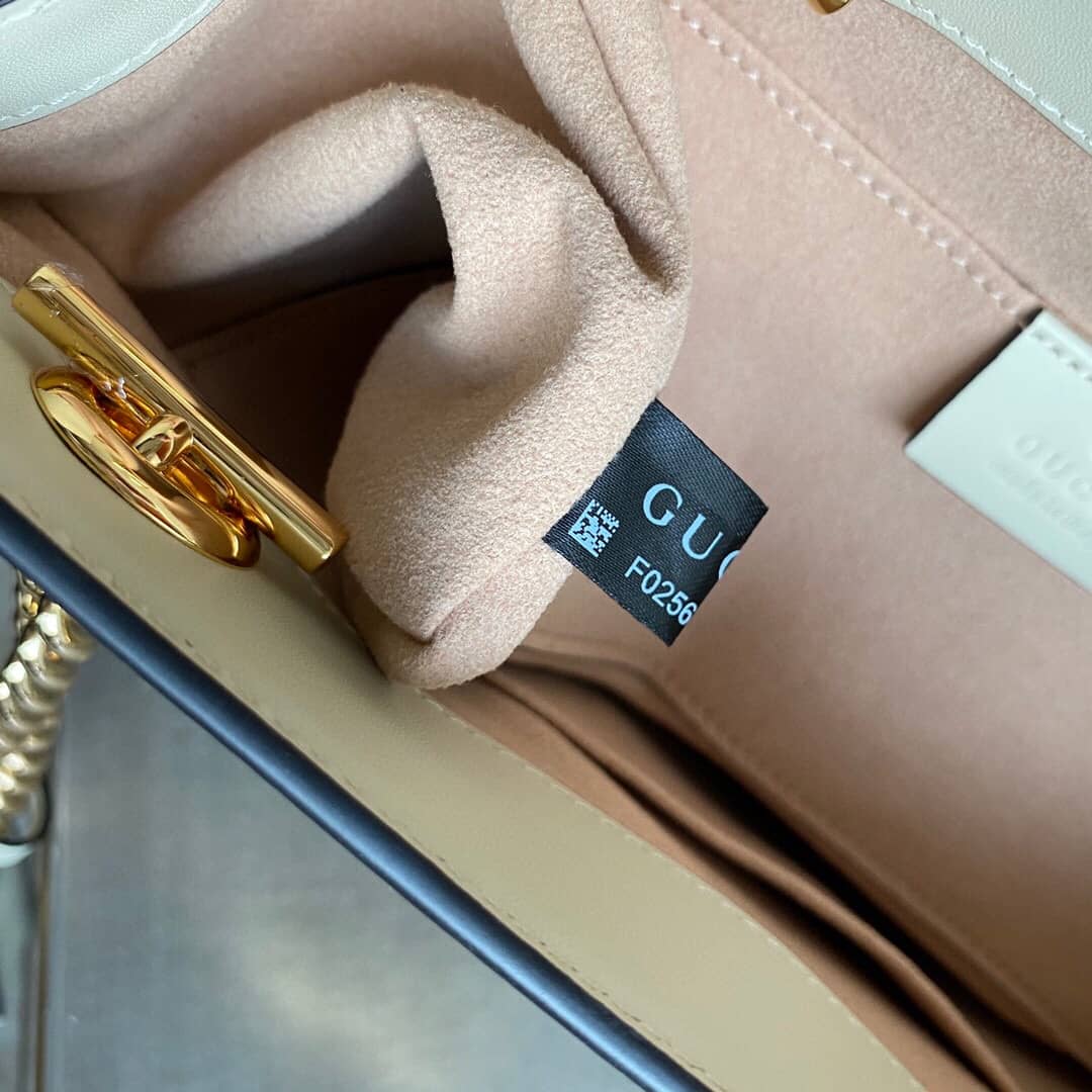 Gucci Padlock Small GG Supreme Canvas Shoulder Bag Replica White 498156
