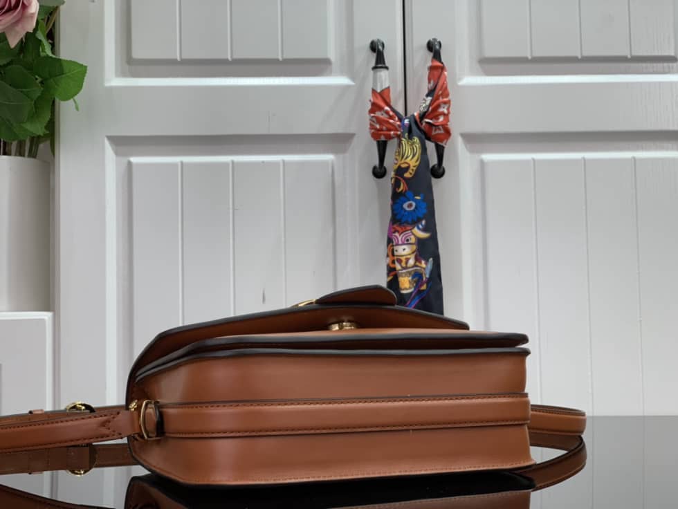 Louis Vuitton Pont 9 Soft Calfskin Leather Red M55948 Replica Crossbody Bag