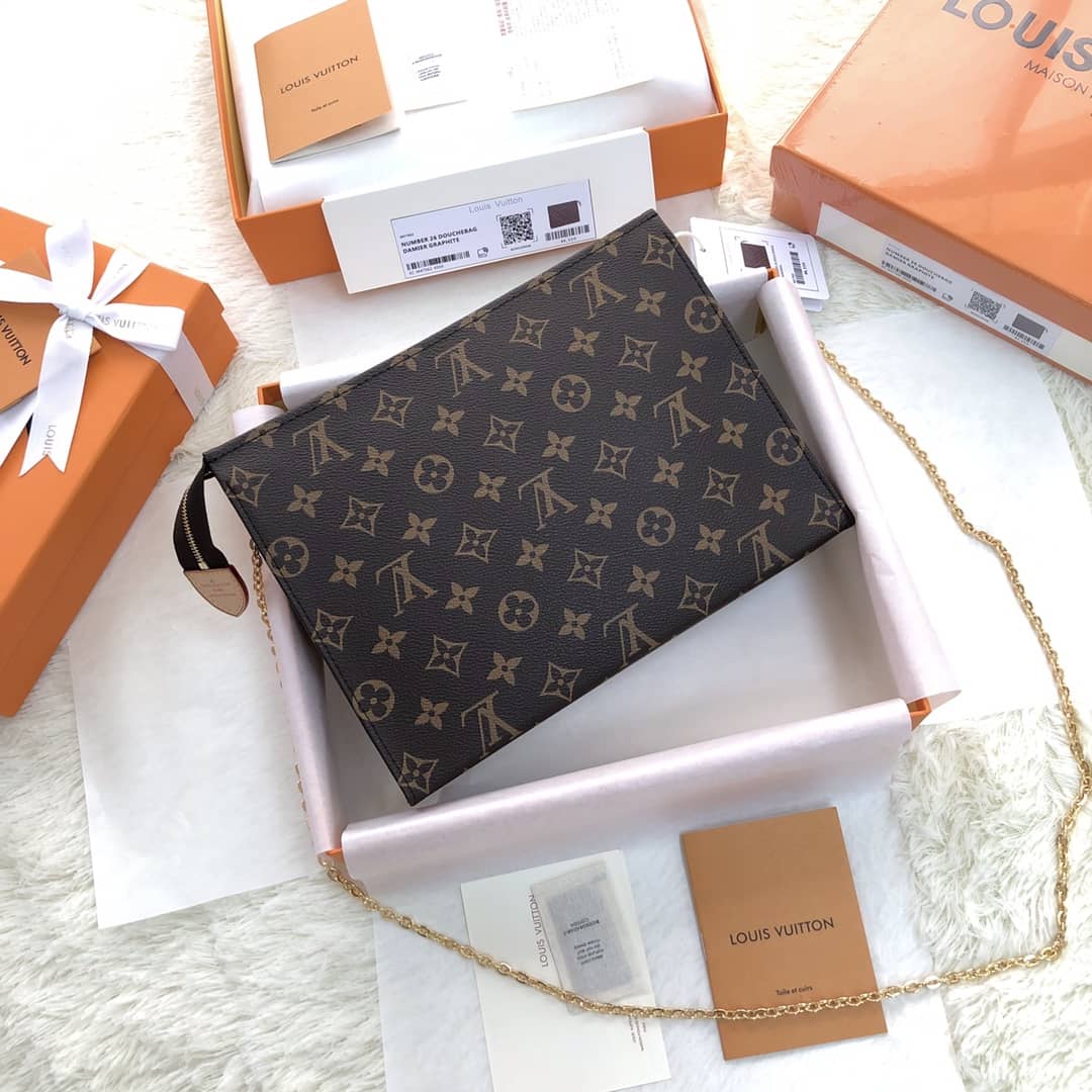 Louis Vuitton Toiletry Pouch Replica M47562